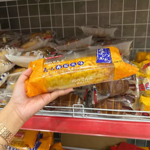 1 Bánh Mì Vị Chà Bông Mặn Changlexiangcun 120g/Cái