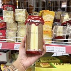 1 Cái Bánh Bông Lan Tam Giác Weisiel Vị Socola
