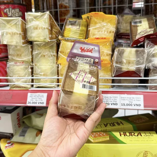 1 Cái Bánh Bông Lan Tam Giác Weisiel Vị Socola
