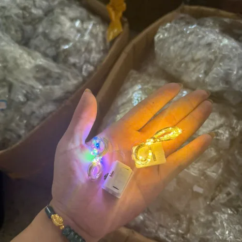 Cơ cấu hàng gọn cho cửa hàng và shop online