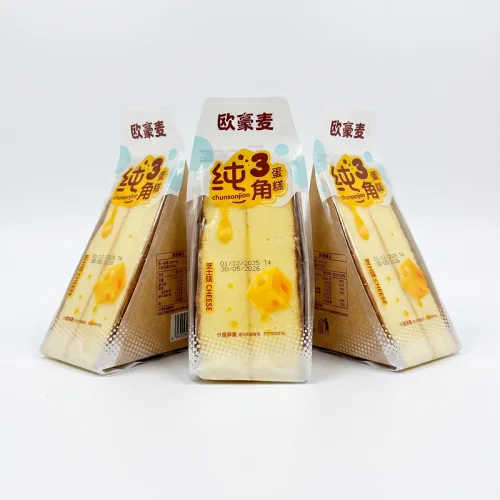 Hình ảnh 3 Cái Bánh Bông Lan Tam Giác CHUNSANJIAO Vị Phô Mai - Màu Vàng trong bộ sưu tập CHUNSANJIAO