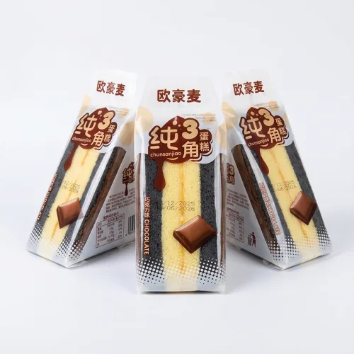 3 Cái Bánh Bông Lan Tam Giác CHUNSANJIAO Vị Socola - Màu Nâu phù hợp để tham khảo khi chọn CHUNSANJIAO