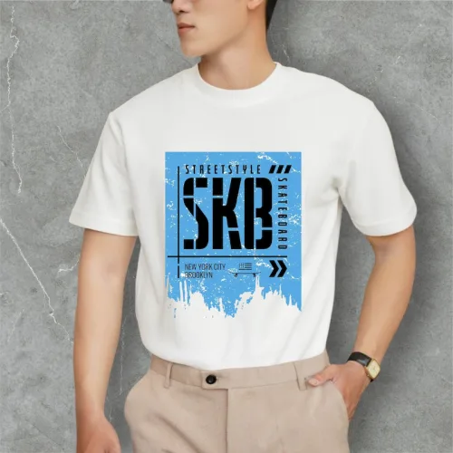 Áo Thun Nam Cổ Tròn Rurumen Màu Trắng In Logo Chữ SKB (Có size 4x)