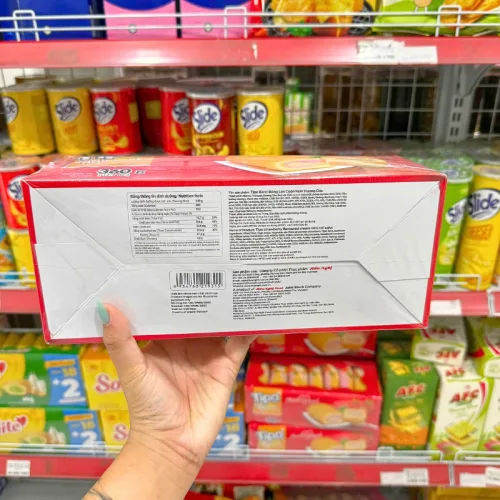 Bánh Bông Lan Tipo Cuộn Kem Ngọt Hương Dâu 360g