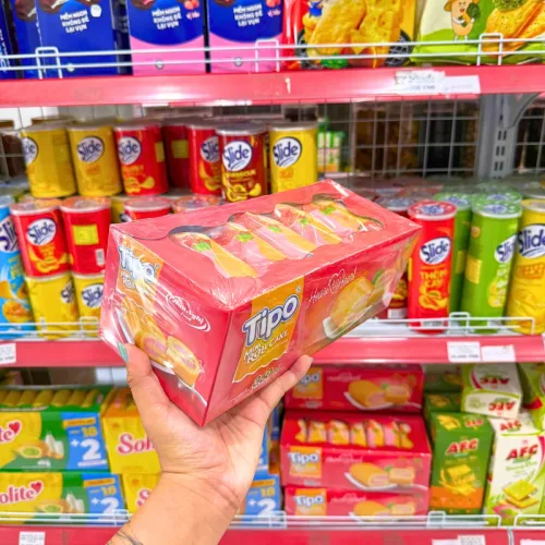 Bánh Bông Lan Tipo Cuộn Kem Ngọt Hương Dâu 360g