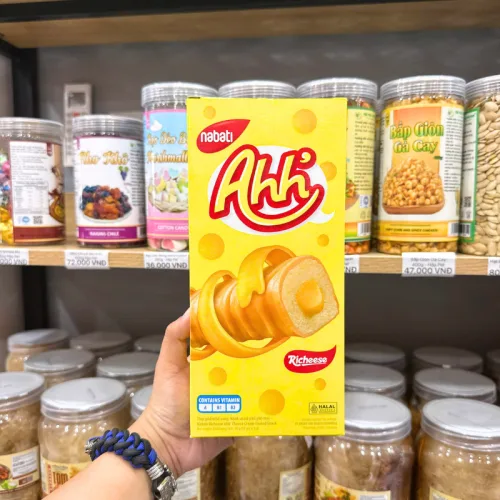 Bánh Ống Snack Phủ Phô Mai NABATI AHH 90g (10 Gói x 9g) – một lựa chọn đáng tham khảo trong NABATI