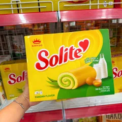 Sỉ bánh Solite Trứng Kem Vị Lá Dứa - Bánh Kinh Đô Solite Lá Dứa - Bánh Bông Lan Cuộn Kem 288g (16 Gói x 18g)