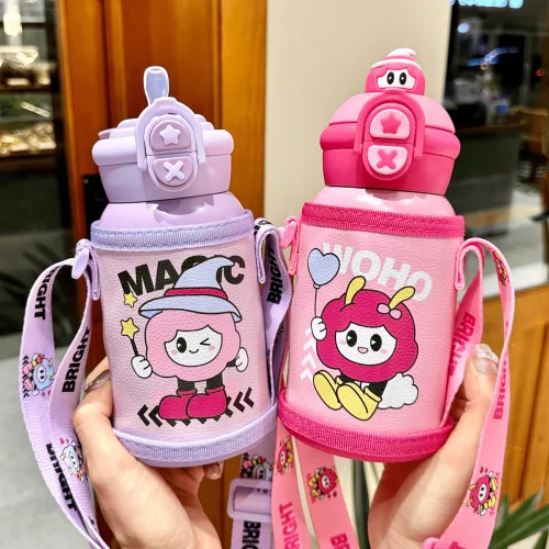 Bình giữ nhiệt cho bé 450ml, họa tiết hoạt hình và quai đeo