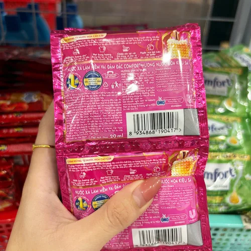 Combo 2 Dây 24 Gói Nước Xả Vải Comfort Hương Nước Hoa Kiêu Sa 18ml/Gói - Màu Hồng Đậm