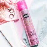 Girlz Only Party Nights dầu gội khô màu hồng, 200ml