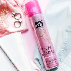 Dầu Gội Khô Girlz Only Màu Hồng 200ml - Dầu Gội Khô Hương Nước Hoa