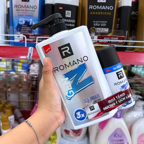 Dầu gội nam Sea Breeze Romano Gen Z, chai trắng 650g kèm xịt khử mùi