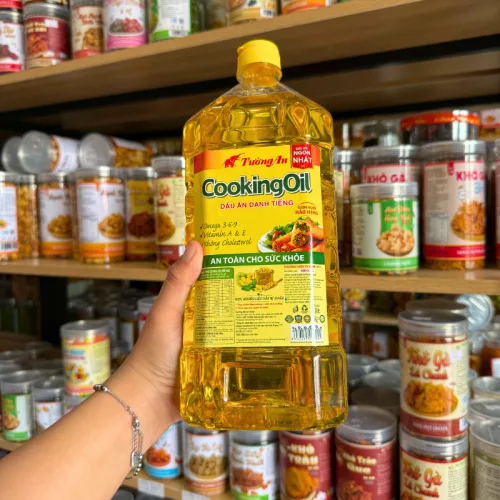 Hình ảnh Dầu Ăn Thực Vật Tường An Cooking Oil 2 Lít trong bộ sưu tập Dầu ăn, nước mắm, nước tương, nước chấm