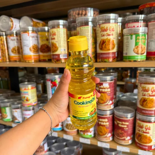 Dầu Ăn Thực Vật Tường An Cooking Oil Chai 400ml, 1 Chai