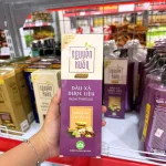 Phân phối dầu Gội Dược Liệu Nguyên Xuân Chắc Khỏe Cho Tóc Yếu 250ml - Màu Tím