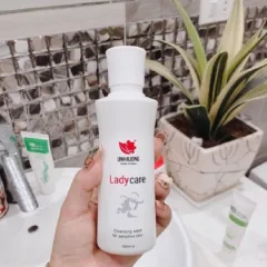 Dung Dịch Vệ Sinh Phụ Nữ Lady Care Linh Hương