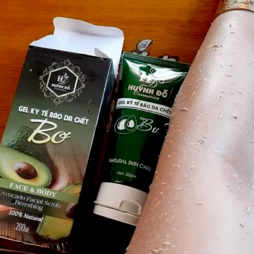 Sỉ gel Kỳ Tế Bào Da Chết Bơ Cho Mặt Và Body Huỳnh Đỗ 200ml