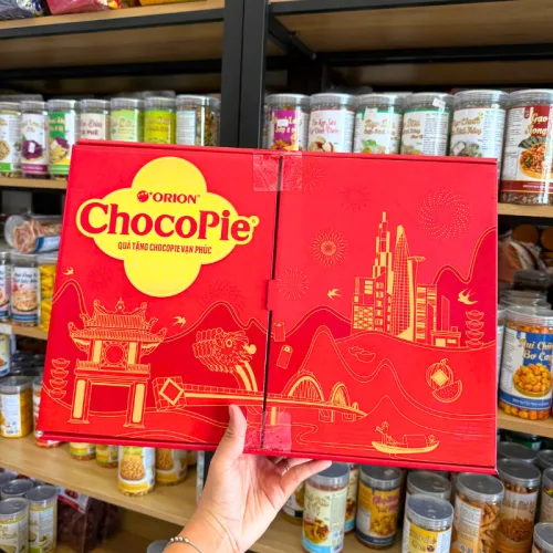 Hộp Bánh Tết Orion Chocopie Vạn Phúc - Bộ Quà Tết Chocopie Orion Vạn Phúc Mix 3 Vị Hộp 812,8g Gồm 6 Món