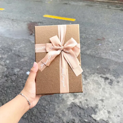 Hộp Quà Giấy Chữ Nhật Lớn Nhiều Màu Nắp Rời Có Thắt Nơ - Hộp Không Có Hoa Rơm