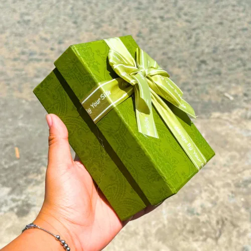 Hộp Quà Giấy Chữ Nhật Nhỏ Nhiều Màu Nắp Rời Có Thắt Nơ - Hộp Không Có Hoa Rơm