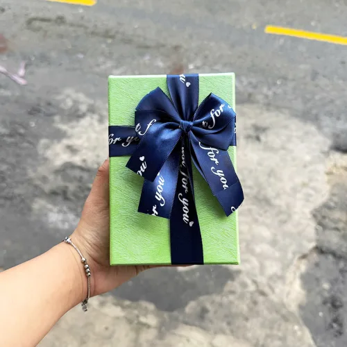 Hộp Quà Giấy Chữ Nhật Nhỏ Nhiều Màu Nắp Rời Có Thắt Nơ - Hộp Không Có Hoa Rơm