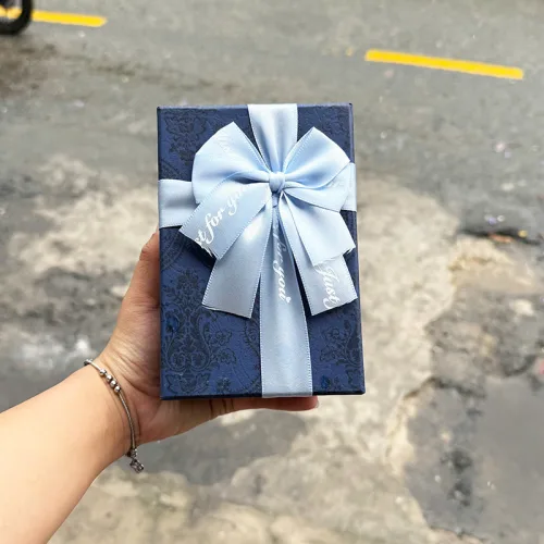 Hộp Quà Giấy Chữ Nhật Nhỏ Nhiều Màu Nắp Rời Có Thắt Nơ - Hộp Không Có Hoa Rơm