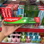 Colgate Dạng Kem Bạc Hà Mát Lạnh Ngừa Sâu Răng 225g