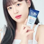 PrettySkin B5 Exosome Oil Control kem chống nắng 50ml xanh dương đậm