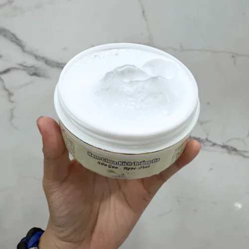 Đánh giá kem Chua Kích Trắng Da Body Sữa Gạo Ngọc Trai Alpha Cosmetic 200g - Kem Cốt Trắng Da Body