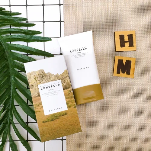 Kem Dưỡng Ẩm Rau Má Skin1004 Madagascar Centella Cream 75ml