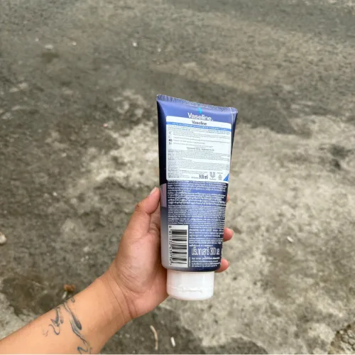 Kem Dưỡng Thể Vaseline Màu Xanh 10X Gluta Hya Overnight Thái Lan