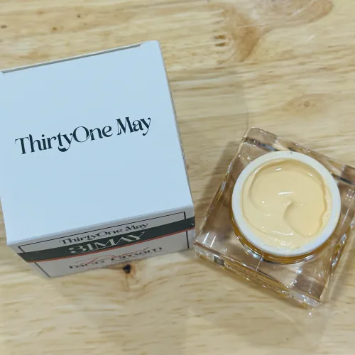 Từ chiếc hũ mở nắp đến bước dưỡng sau làm sạch