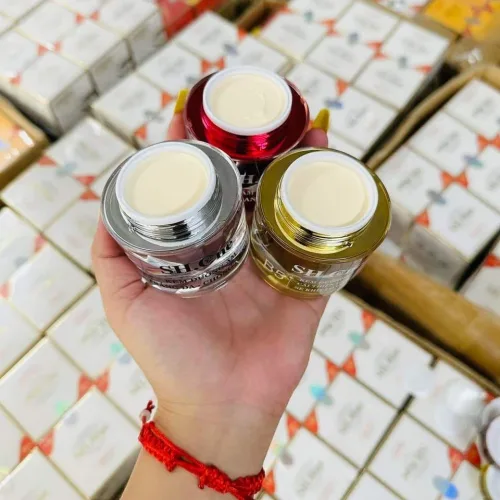 Kem Face SH One B5 màu vàng, dưỡng trắng và cải thiện lão hoá da