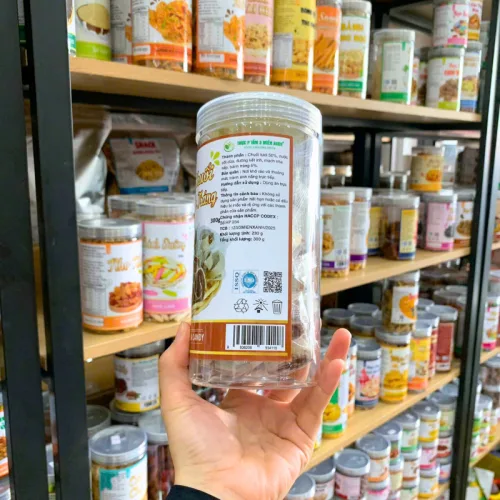 Kẹo Chuối Cuộn Bánh Tráng Thơm Ngon 300g - Hộp Pet