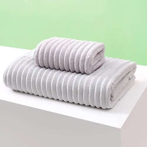 Đánh giá khăn Tắm To Sóng Nước Mềm Mịn Dễ Thấm Nước 70x140cm