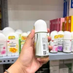 Lăn khử mùi Enchanteur Charming 72h màu vàng, chai lăn 50ml