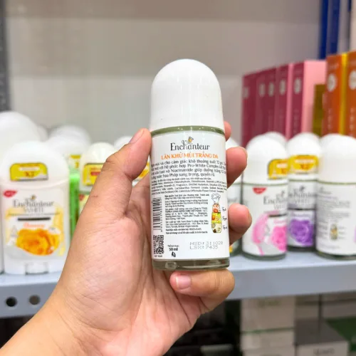 Lăn khử mùi Enchanteur Charming 72h màu vàng, chai lăn 50ml