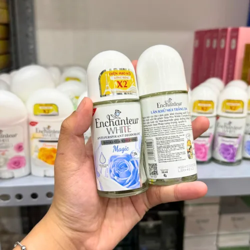 Lăn nách Enchanteur Magic 72h màu xanh dương, dung tích 50ml