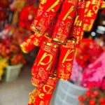 Loa Pháo Hoa Điện Tử Âm Thanh Lớn Kèm Đồ Điều Khiển Gồm 18 Pháo Trang Trí Tết