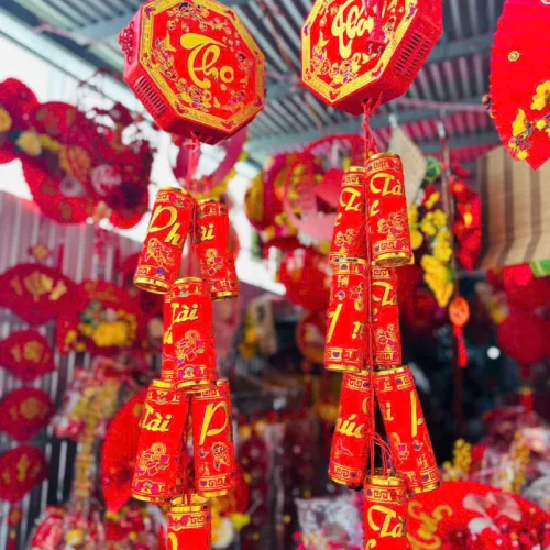 Loa Pháo Hoa Điện Tử Âm Thanh Lớn Kèm Đồ Điều Khiển Gồm 18 Pháo Trang Trí Tết
