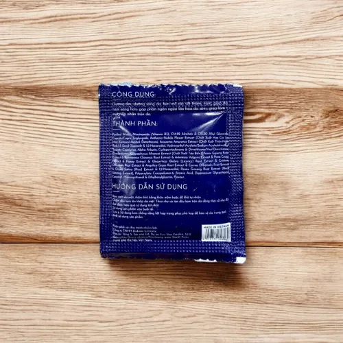 Mẫu Test Kem Face Nám Nhân Sâm Đen Dakami Black Ginseng Ban Đêm Mini 5gr