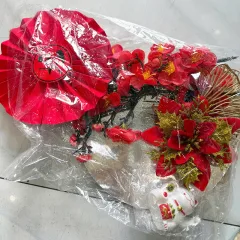 Mẹt Hoa Trang Trí Tết Hoa Màu Đỏ Mèo Thần Tài
