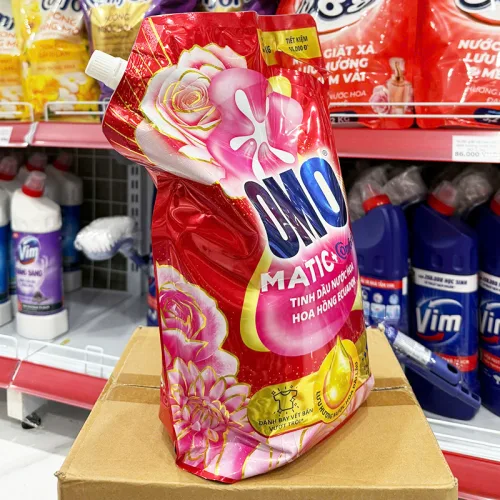 Nước Giặt OMO Matic Cửa Trên Tinh Dầu Nước Hoa Hoa Hồng Ecudor 3.6kg