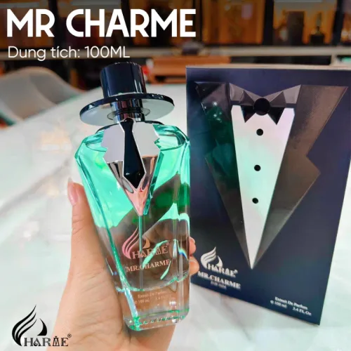 Mr Charme: chiếc cà vạt đen trước giờ ra cửa
