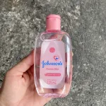 Nước hoa em bé Johnsons Powder Mist Baby Cologne hồng 125ml