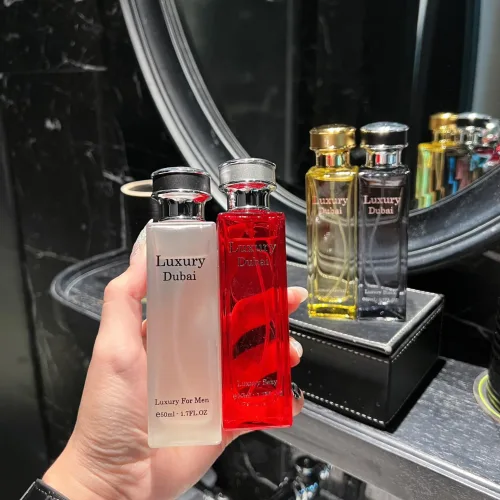 Nước hoa Luxury Dubai 50 ml với 4 mùi Gold, White, Black, Red