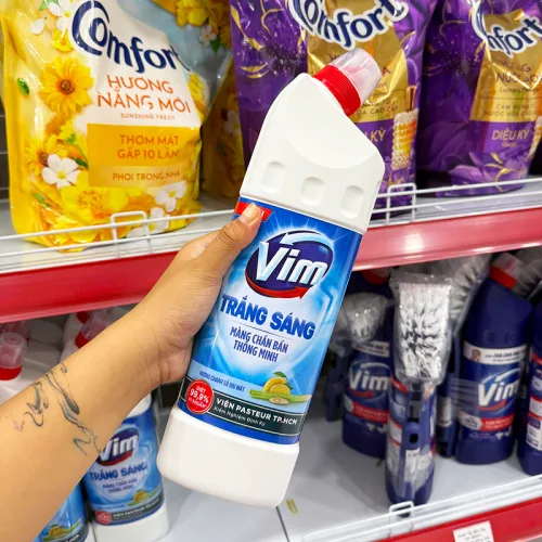 Nước Tẩy Bồn Cầu Vim Hương Chanh Sả Dịu Mát 880ml - Chai Màu Trắng
