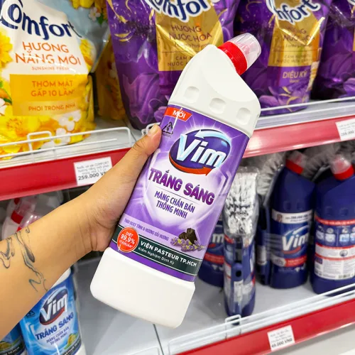 Nước Tẩy Bồn Cầu Vim Than Hoạt Tính & Hương Oải Hương 880ml - Chai Màu Tím