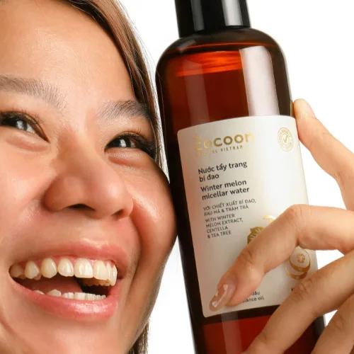 Nước tẩy trang Cocoon bí đao 500ml cho da dầu mụn