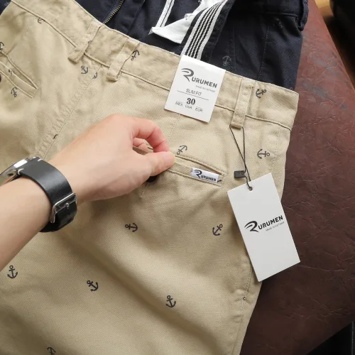 Quần Short Kaki Nam Cao Cấp In Logo Mũi Neo
